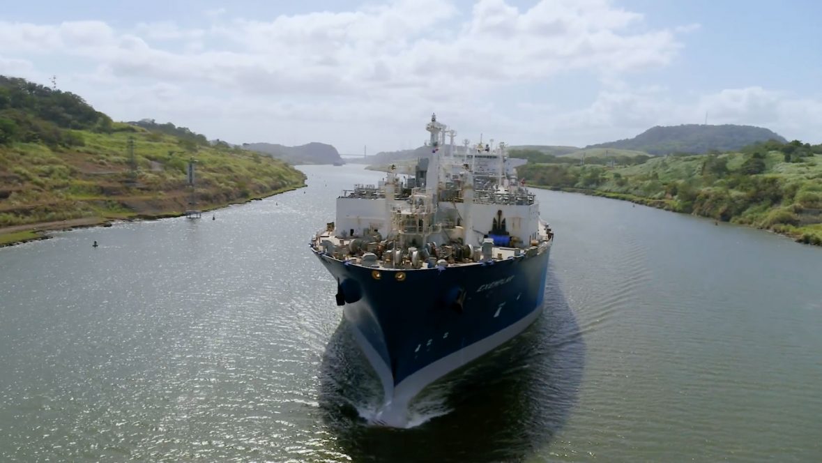 Clean energy LNG ship crossing the Panama Canal