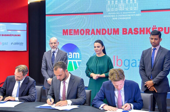 Signing ceremony for new pipeline in Albania